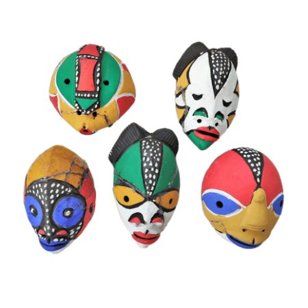 Passeports camerounais (Masques en Terre Cuite)